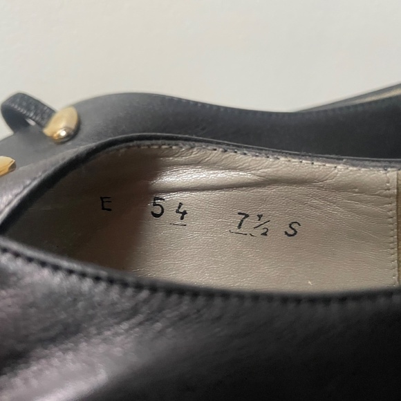 Ingledews - Picture 3 of 5